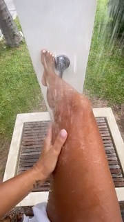 Edyta Górniak feet photo thumbnail
