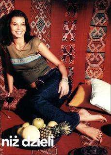 Edyta Górniak feet photo thumbnail