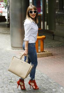 Edyta Herbus feet photo thumbnail