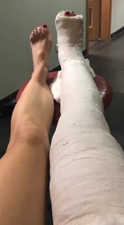 Edyta Herbus feet photo thumbnail