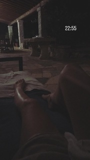 Eefje Depoortere feet photo thumbnail