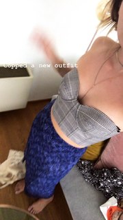 Eefje Depoortere feet photo thumbnail