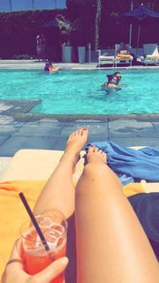 Eefje Depoortere feet photo thumbnail