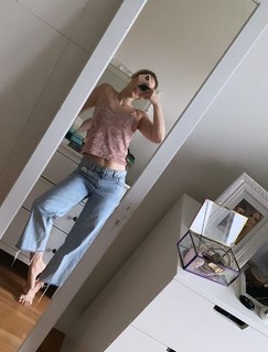 Eefje Depoortere feet photo thumbnail