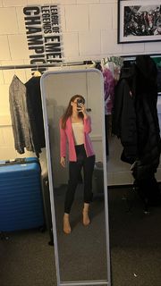 Eefje Depoortere feet photo thumbnail