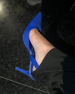 Eefje Depoortere feet photo thumbnail