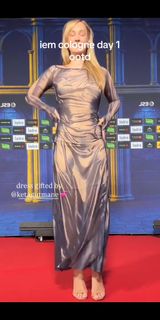 Eefje Depoortere feet photo thumbnail