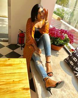 Eesha Rebba feet photo 20