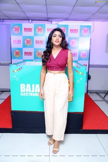 Eesha Rebba feet photo 15