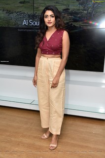 Eesha Rebba feet photo 13