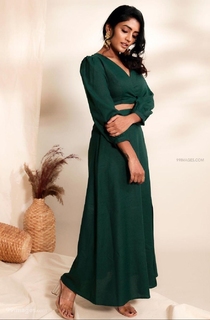 Eesha Rebba feet photo 10