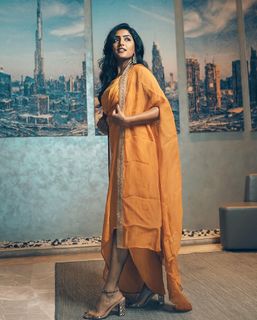 Eesha Rebba feet photo 20