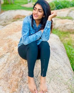 Eesha Rebba feet photo 12