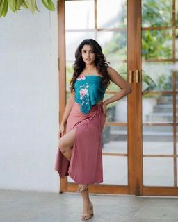 Eesha Rebba feet photo 8