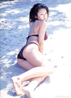 Eiko Koike feet photo 8