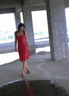 Eiko Koike feet photo 2