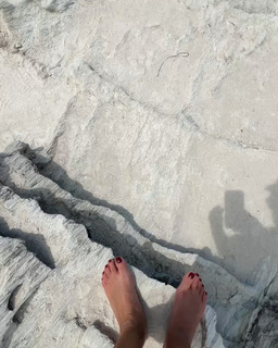 Eileen Abad feet photo 4