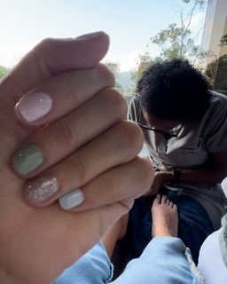 Eileen Abad feet photo 1
