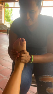 Eileen Abad feet photo 18