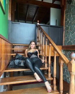 Eileen Abad feet photo 1