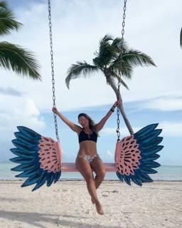 Eileen Abad feet photo 6