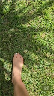 Eileen Abad feet photo 7