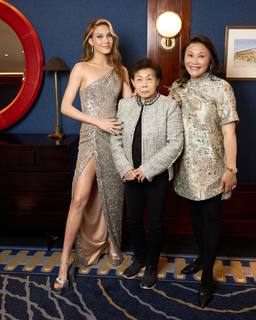 Eileen Gu feet photo thumbnail