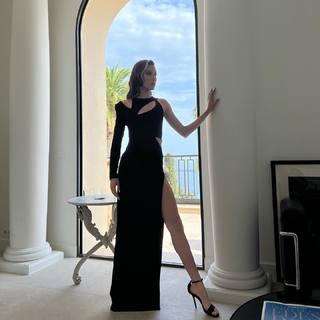 Eileen Gu feet photo thumbnail