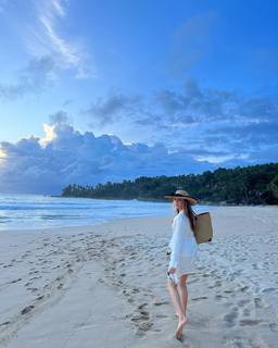 Eileen Gu feet photo thumbnail