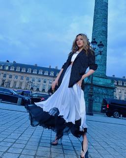 Eileen Gu feet photo thumbnail