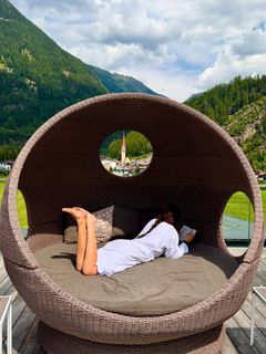 Eileen Gu feet photo thumbnail