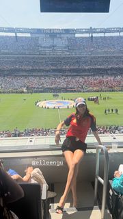 Eileen Gu feet photo 4