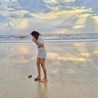 Eisha Singh feet photo 11