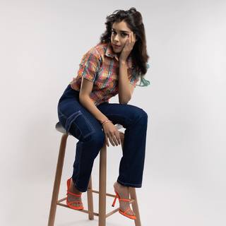 Eisha Singh feet photo 8