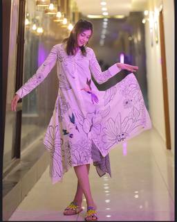 Eisha Singh feet photo 6