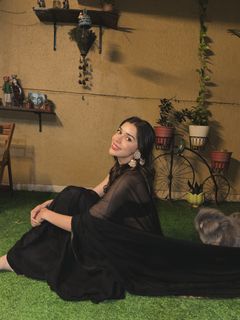 Eisha Singh feet photo 5