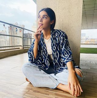 Eisha Singh feet photo 16