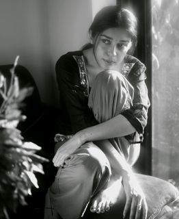 Eisha Singh feet photo 15