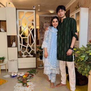 Eisha Singh feet photo 3