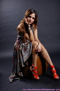 Eiza González feet photo thumbnail