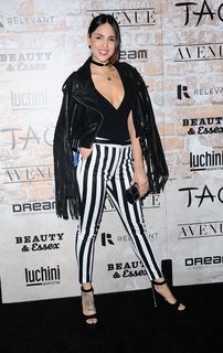 Eiza González feet photo thumbnail