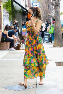 Eiza González feet photo thumbnail