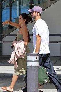Eiza González feet photo 16