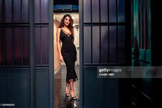 Eiza González feet photo 4