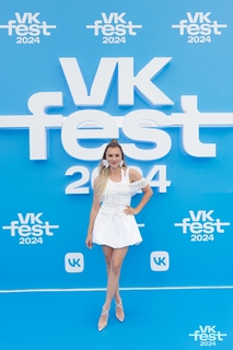 Ekaterina Adushkina feet photo 8