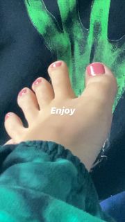 Ekaterina Kishchuk feet photo 18