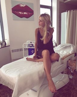 Ekaterina Kuznetsova feet photo thumbnail