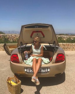 Ekaterina Kuznetsova feet photo thumbnail