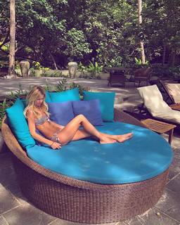 Ekaterina Kuznetsova feet photo thumbnail