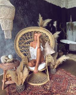 Ekaterina Kuznetsova feet photo thumbnail